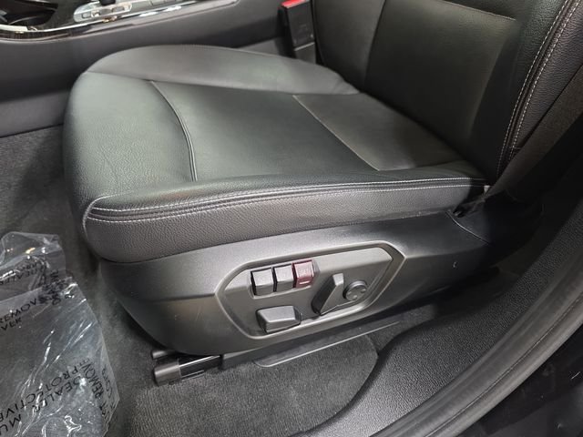 Used 2017 Black Sapphire Metallic BMW xDrive28i image 29