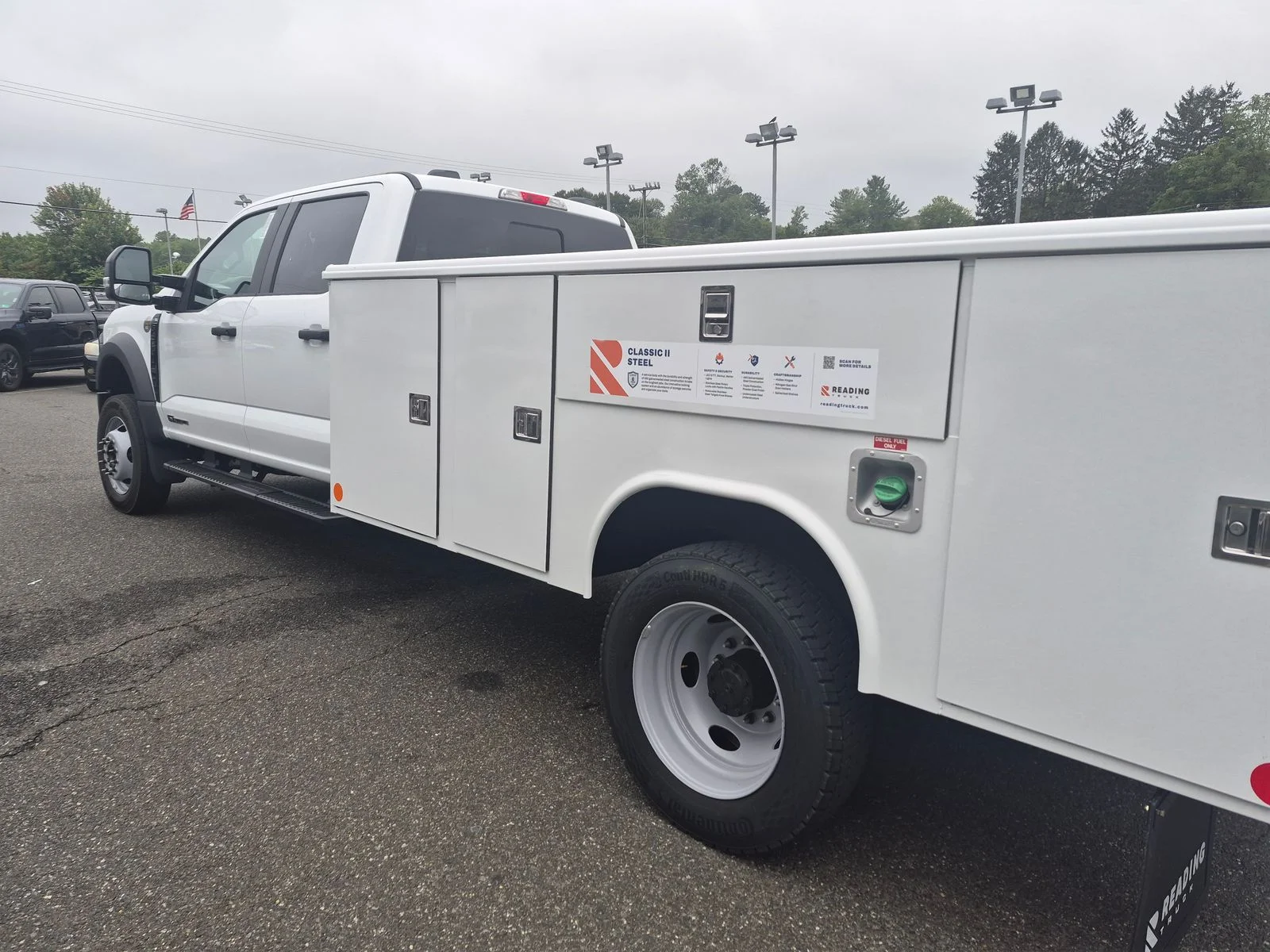 New 2027 Oxford White Ford XL SERVICE BODY image 9