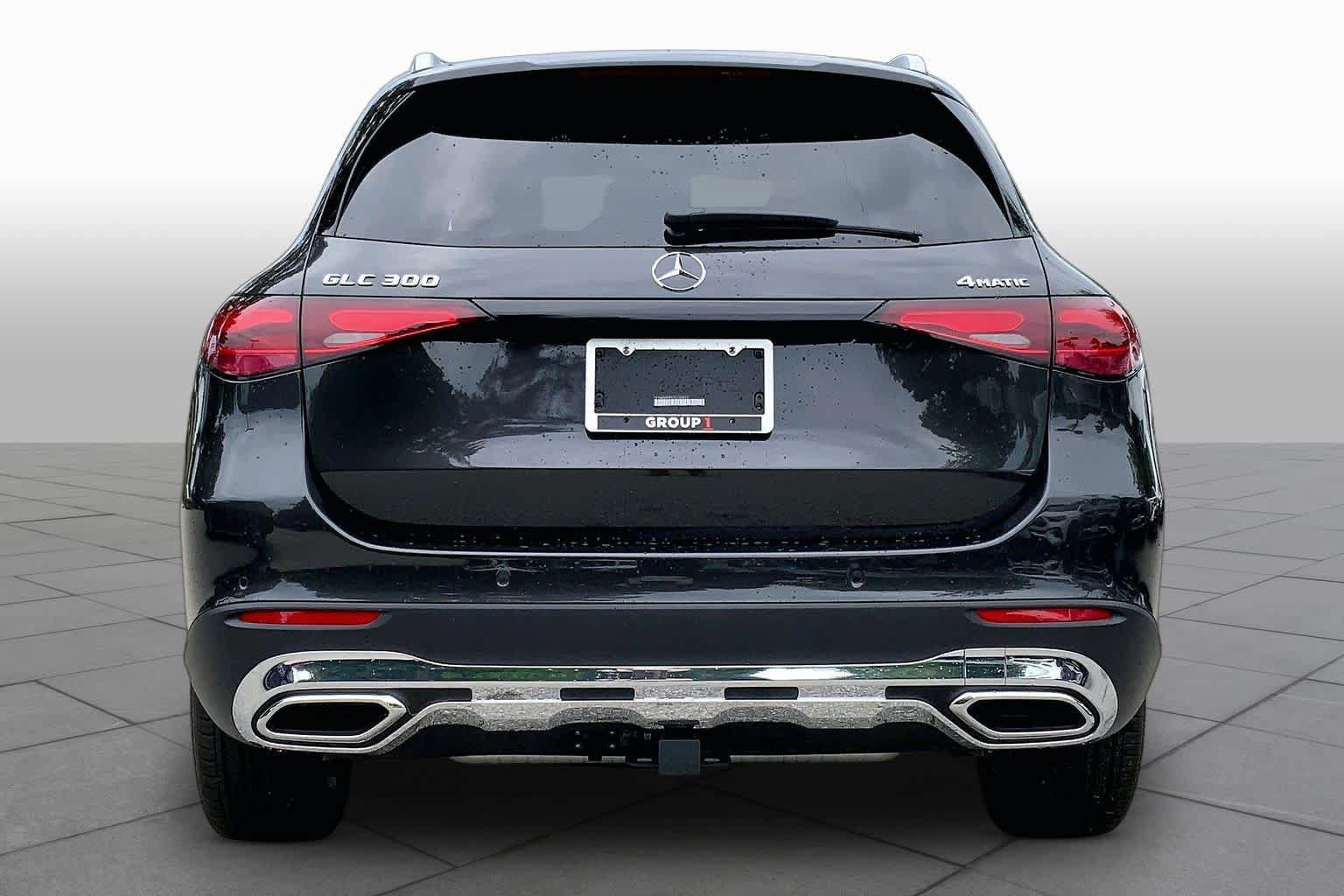 New 2026 Graphite Grey Metallic Mercedes-Benz GLC 300 image 4