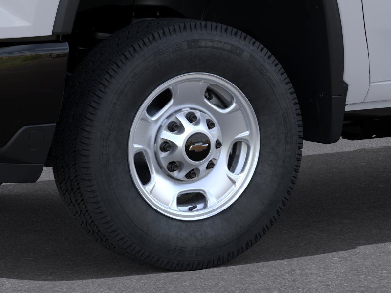New 2026 Summit White Chevrolet WT image 9