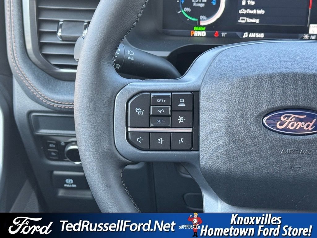 2025 Ford F-150 Lightning Lariat - Photo 20