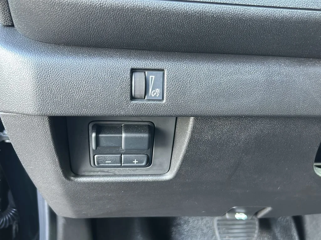 Used 2024 Black Chevrolet Trail Boss image 14