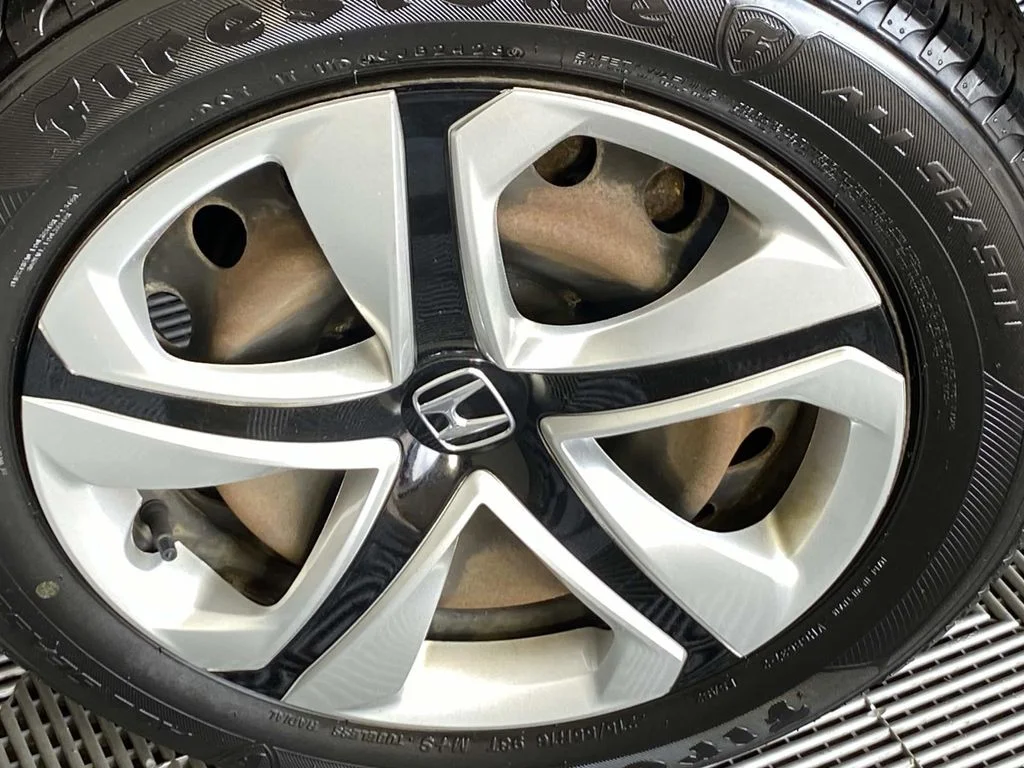 Used 2016 Gray Honda LX image 25