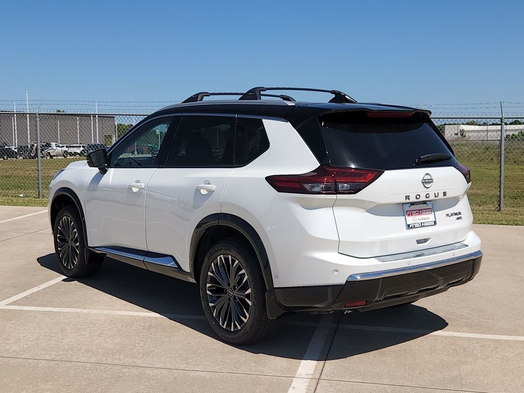 New 2026 Everest White Pearl TriCoat / Super Black Two-tone Nissan Platinum AWD image 5