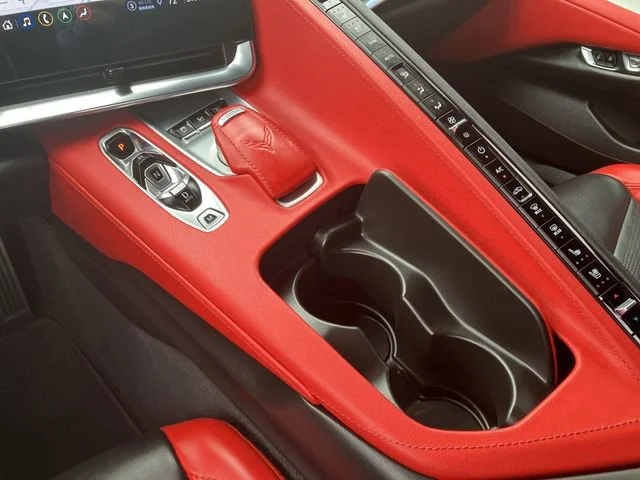 2021 Chevrolet Corvette 2LT - Photo 16