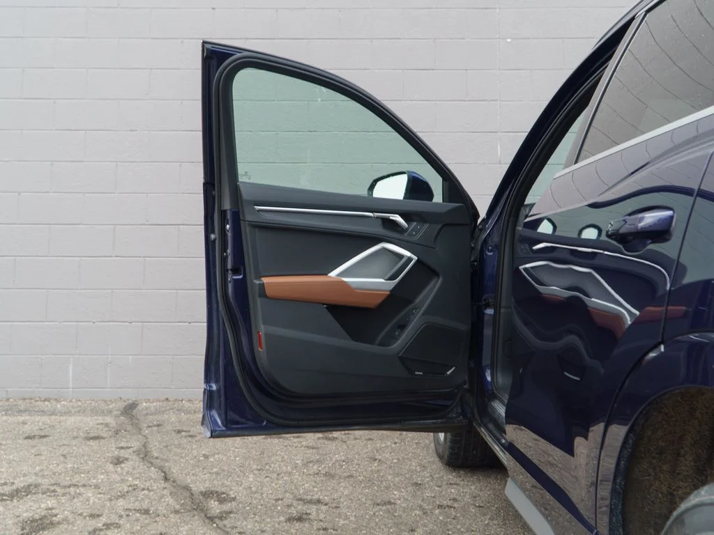Used 2022  Audi  image 15