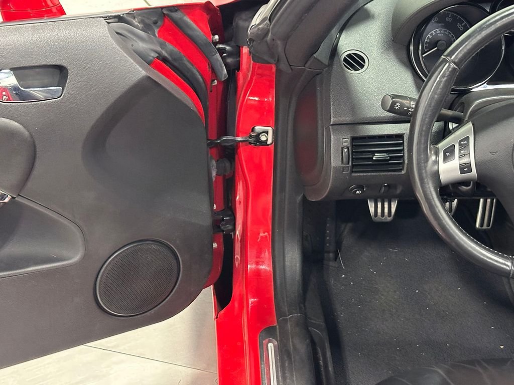 Used 2007 Red Saturn Base image 38