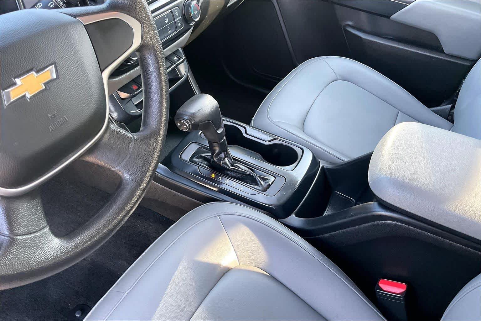 Used 2018 Summit White Chevrolet 4WD Work Truck image 16