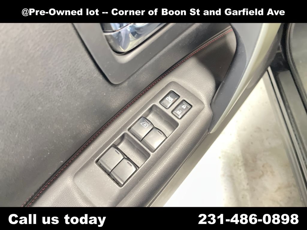 Used 2010 Black Nissan SL image 16
