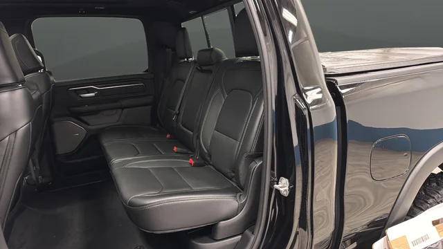 New 2026 Diamond Black Crystal Pearl-Coat Exterior Paint RAM Rebel image 24