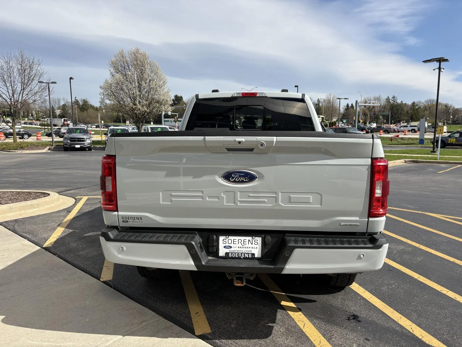 Certified Used 2023 Avalanche Gray Ford XLT image 5