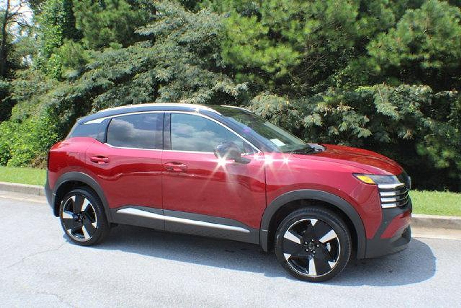 2025 Nissan Kicks