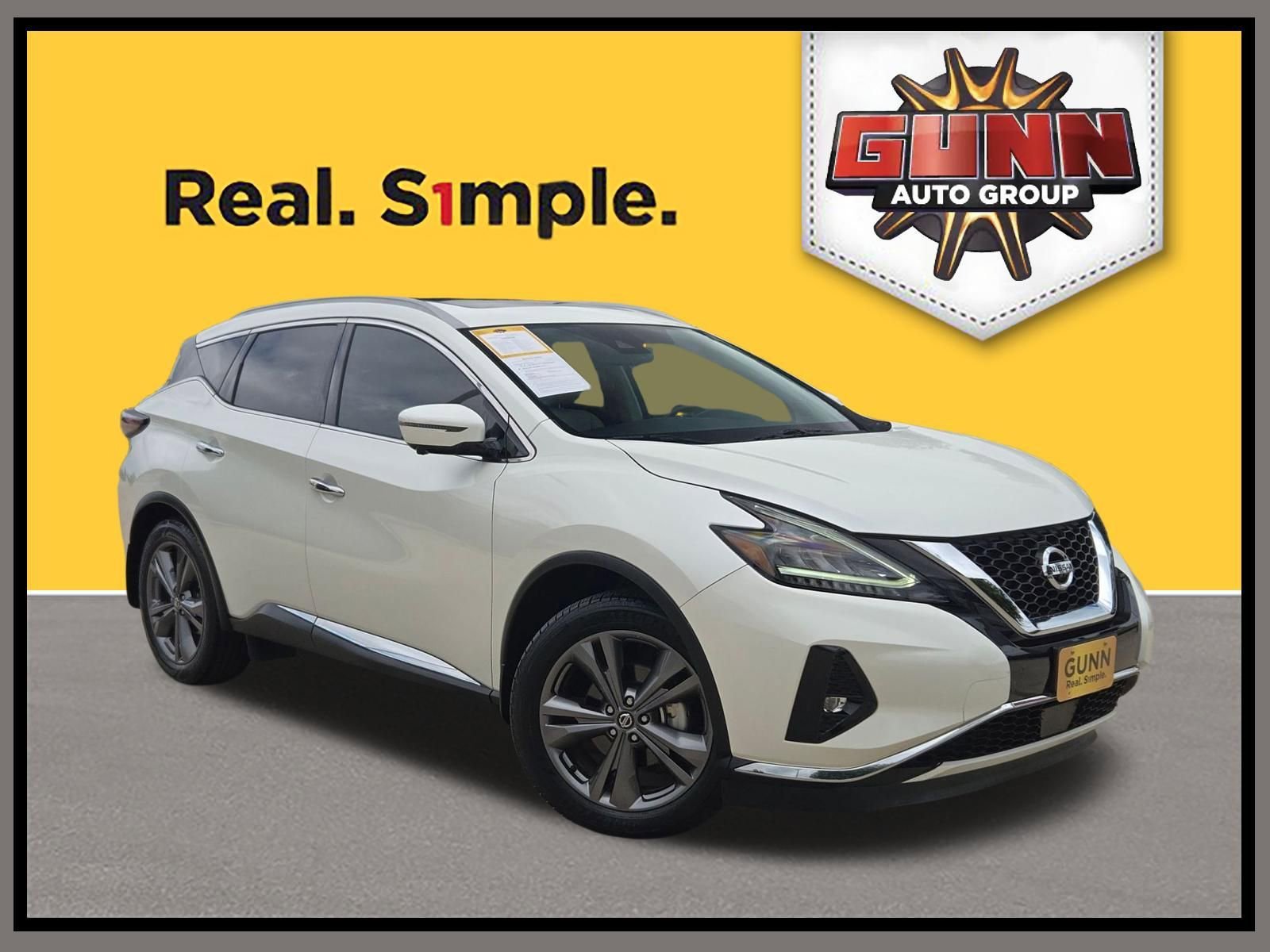 Used 2022 Pearl White Tricoat Nissan Platinum image 1