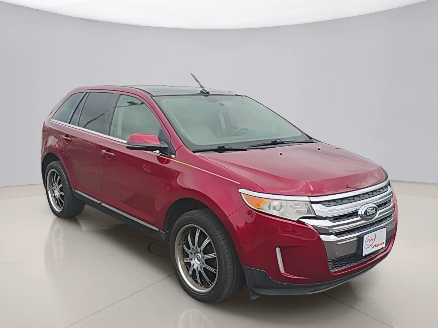 Used 2013 Red Ford LIMITED image 7