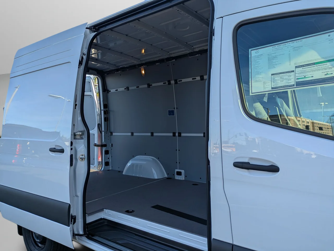 New 2026  Mercedes-Benz Cargo 144 WB image 6