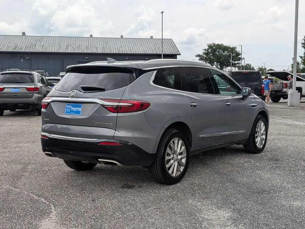 Used 2018 Gray Buick Essence image 5