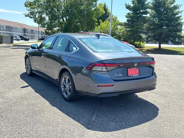 Used 2024  Honda EX image 7