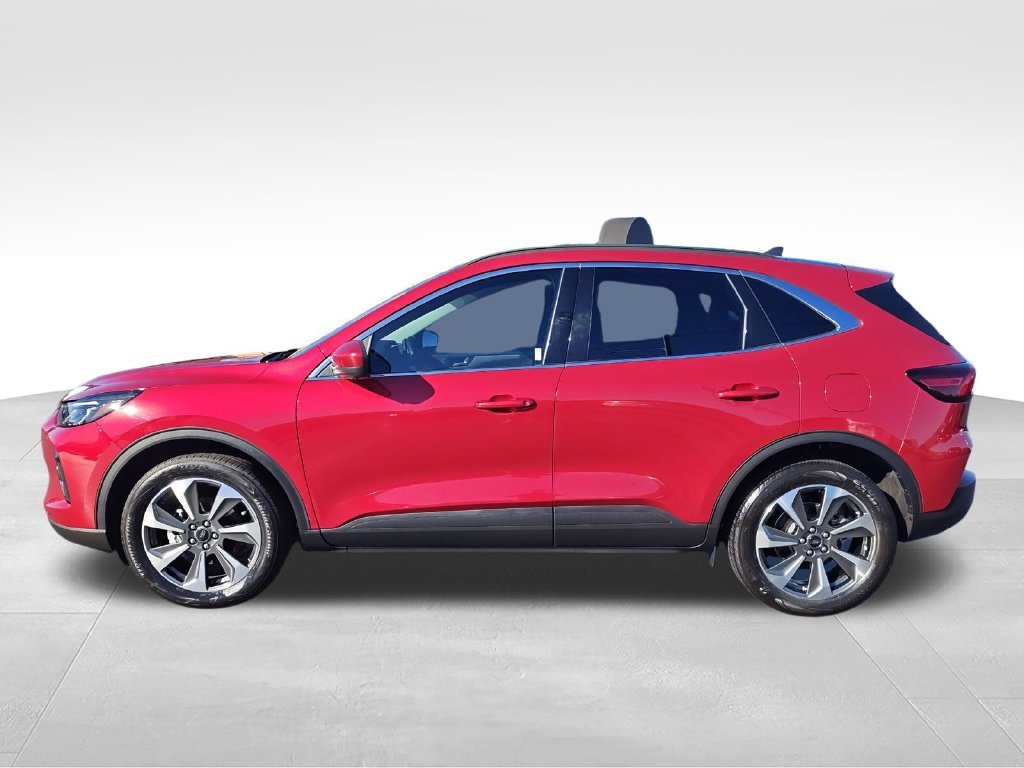 Used 2023 Red Ford Platinum image 2