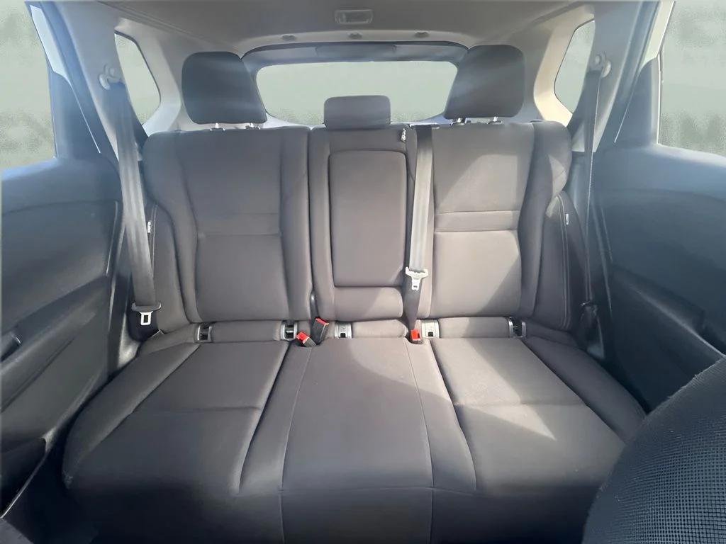 Used 2024 White Nissan S image 6