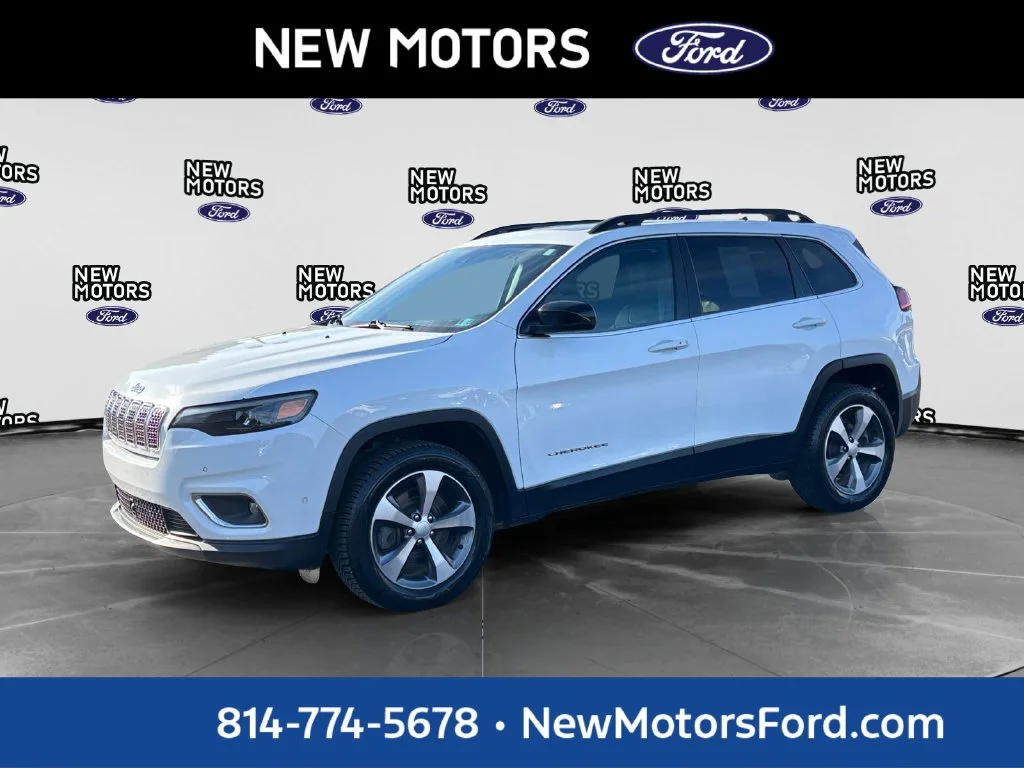 Used 2022 Bright White Clearcoat Jeep Limited image 1