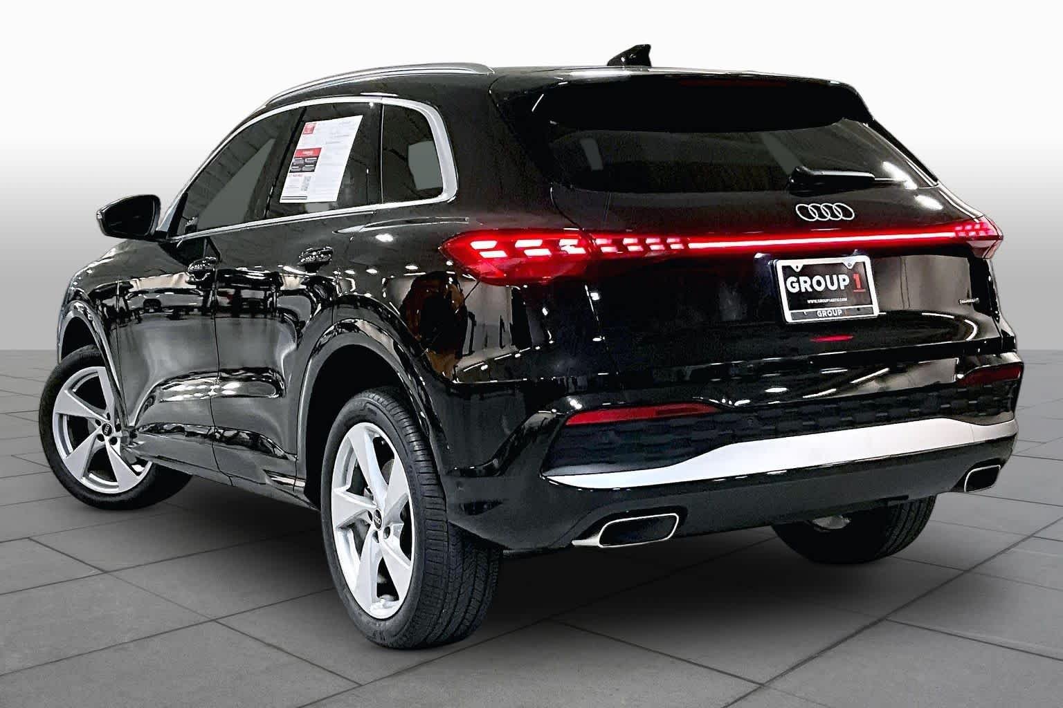 Used 2025 Mythos Black Metallic Audi Premium Plus image 12