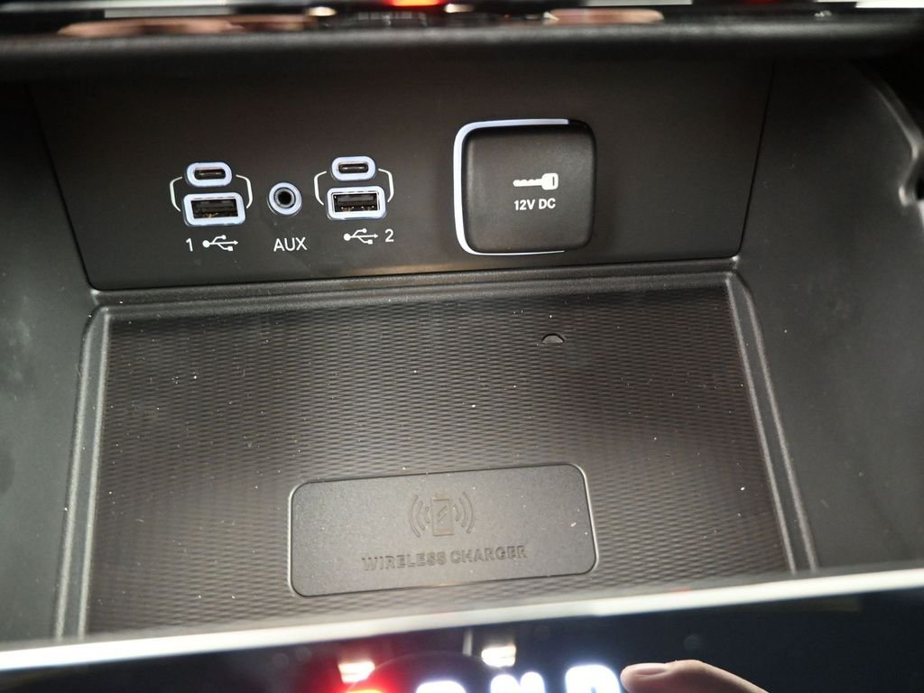 New 2025 Baltic Gray Metallic Clear-Coat Exterior Paint Jeep Altitude X image 4