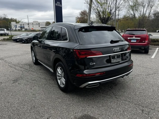 Used 2023 Mythos Black Metallic Audi S line Premium image 9