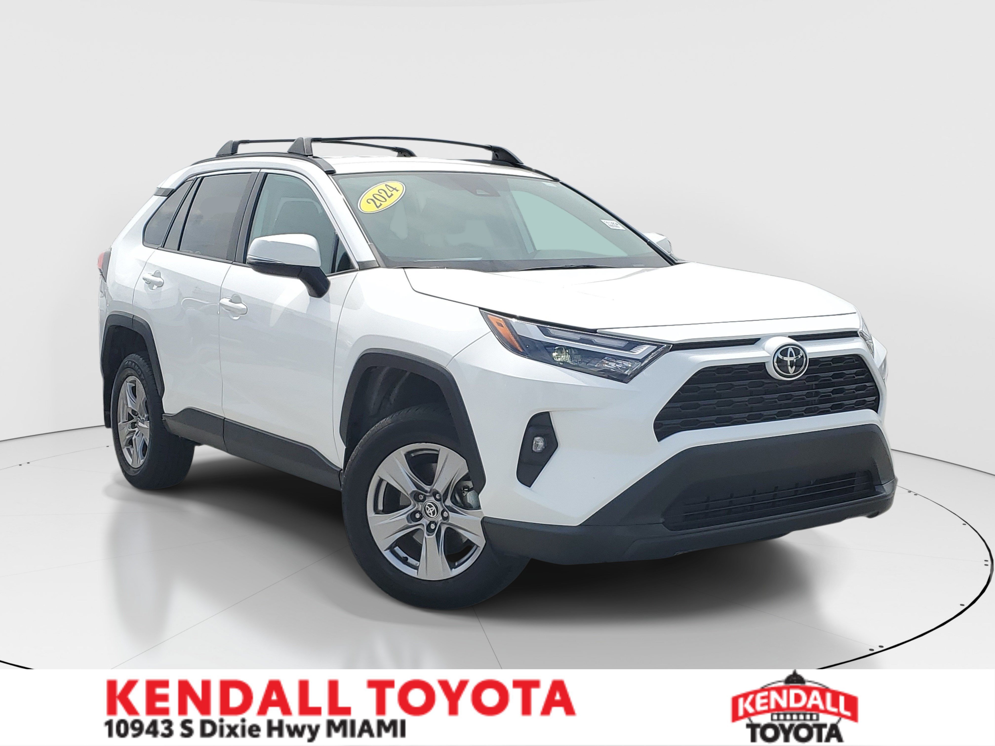 Used 2024 Ice Toyota XLE image 1