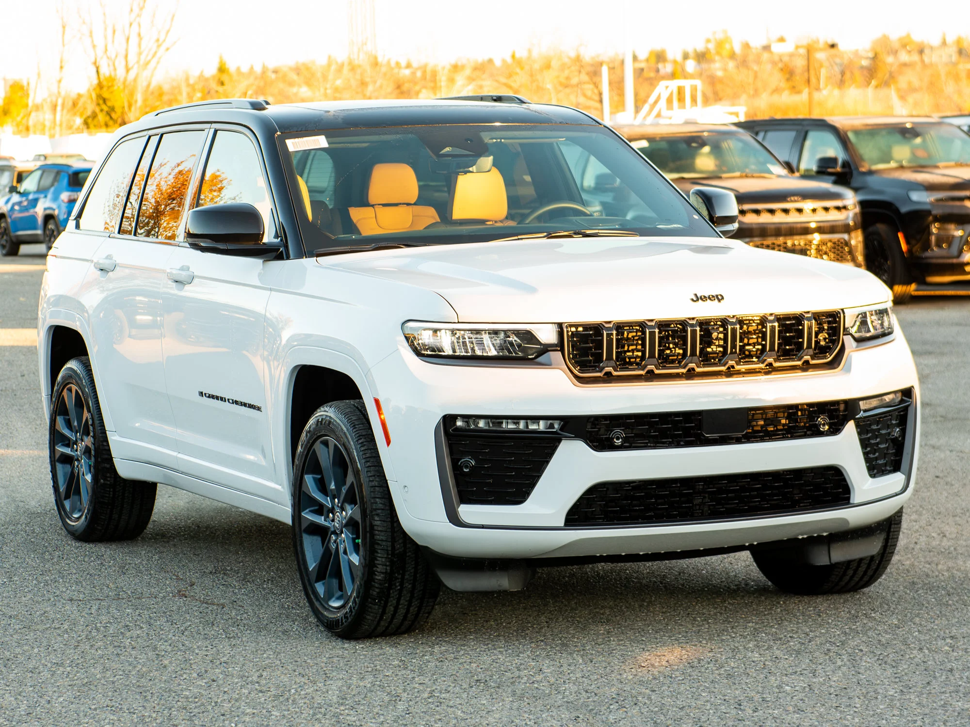 Used 2026 White Jeep Summit* Obsidian 4x4, Massage Seats, Night Vision, FULLY LOADED! image 7