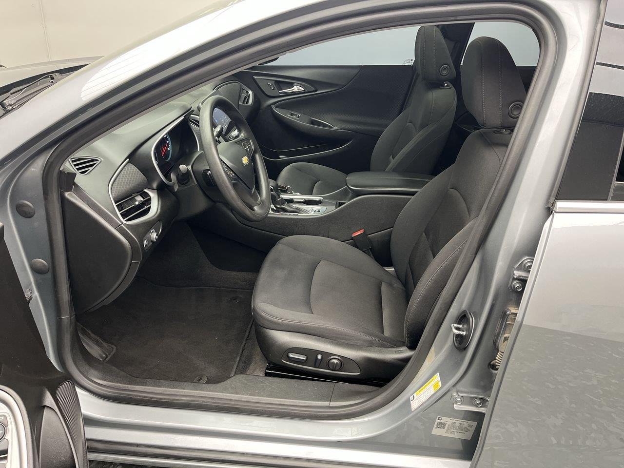 Used 2024 Sterling Gray Metallic Chevrolet LT image 3