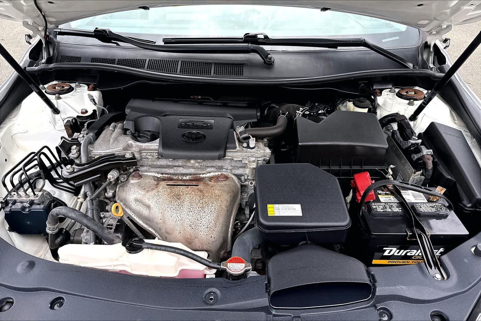Used 2016 Super White Toyota LE image 32
