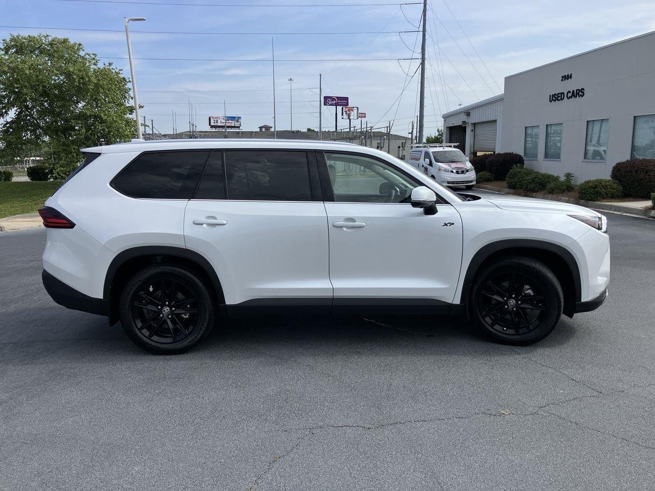 Used 2025 White (Wind Chill Pearl) Toyota Limited image 6