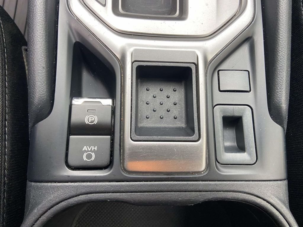 Used 2019 Gray Subaru Base image 28