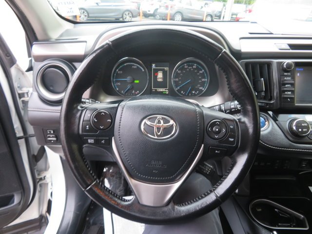 Used 2017 Blizzard Pearl Toyota Limited image 27