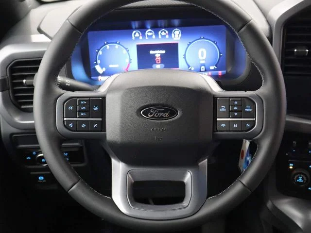 New 2026 Agate Black Metallic Ford XLT image 31