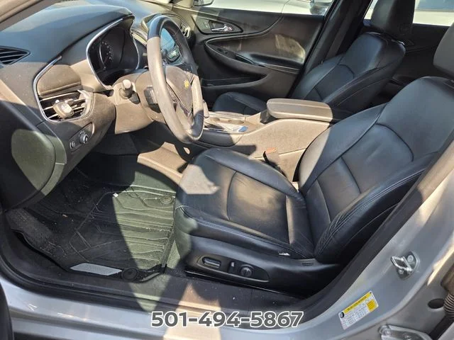 Used 2018 Silver Chevrolet LT image 7