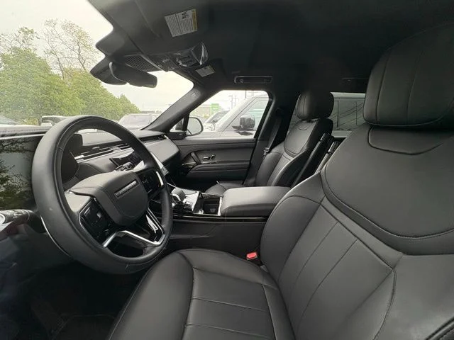 Certified Used 2025 Black Land Rover SE image 2