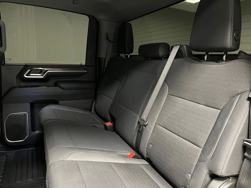 Used 2025 Gray Chevrolet LT image 46