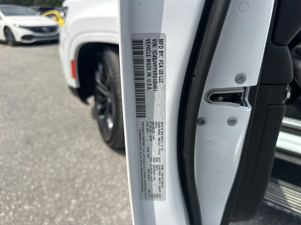 Used 2024 White Jeep Series II image 38