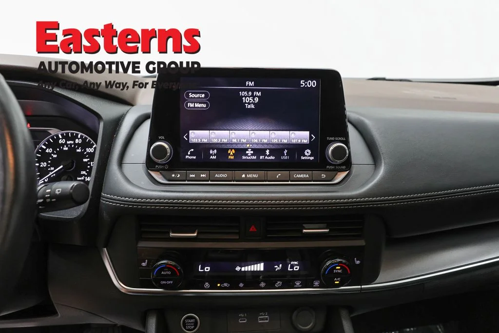 Used 2023 Gray Nissan SV image 11