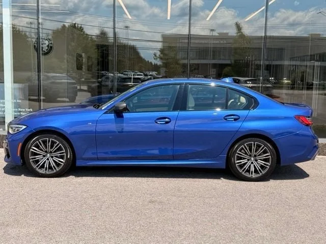 Used 2022 Portimao Blue Metallic BMW M340i xDrive image 3