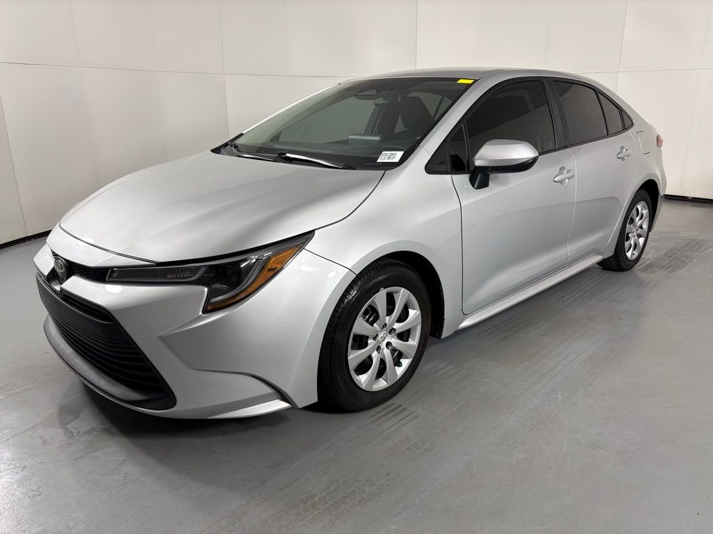 Used 2023 Silver Toyota LE image 4