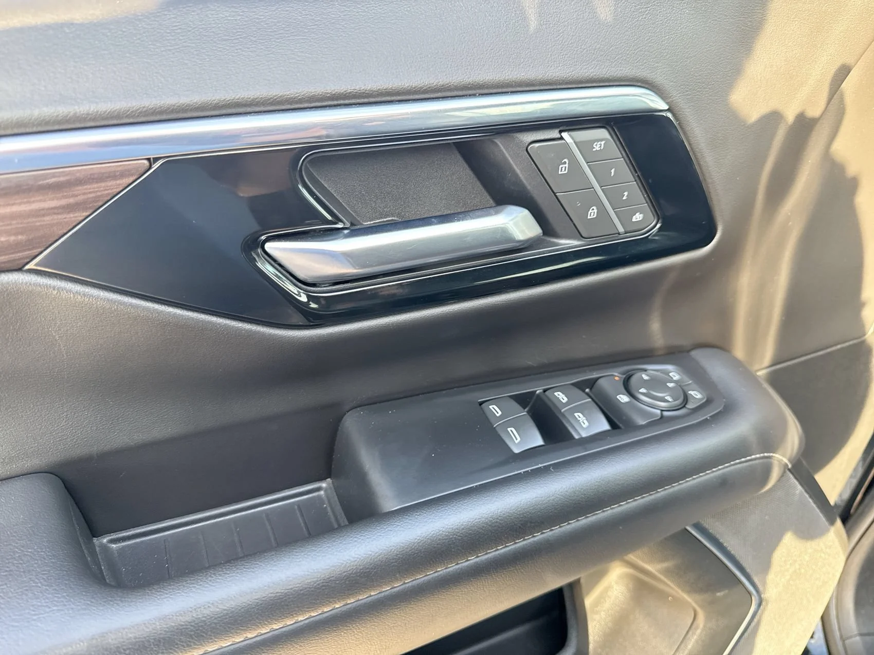 Used 2025 Black Chevrolet LT image 13