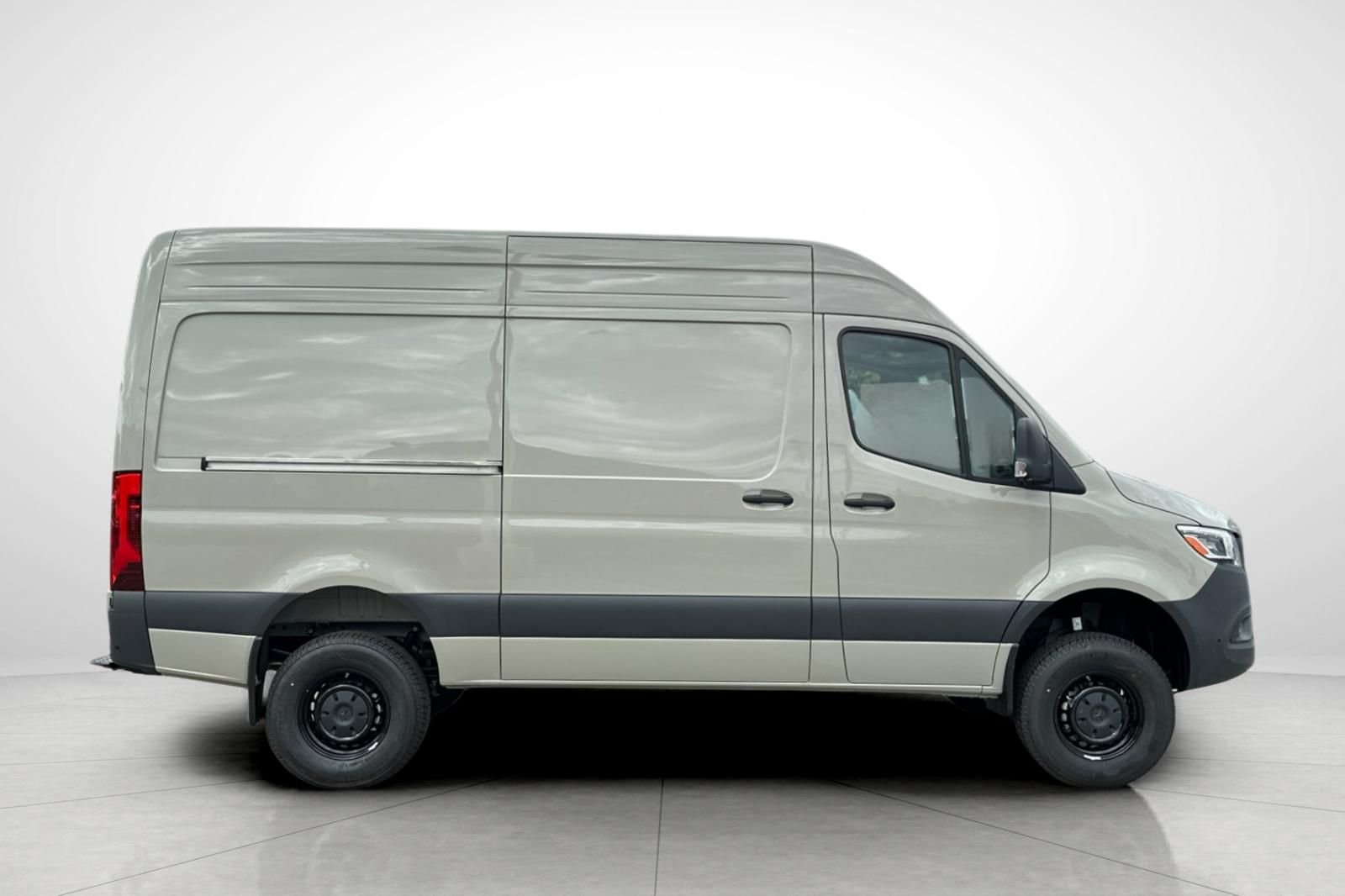 2026 Mercedes-Benz Sprinter Cargo Van Base - Photo 29