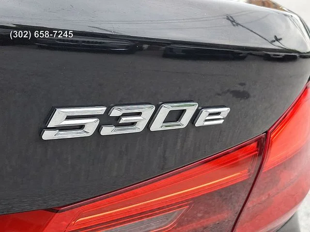 Used 2019 Black Sapphire Metallic BMW 530e xDrive iPerformance image 33
