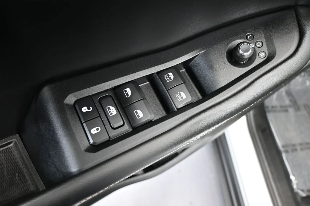 Certified Used 2022 Silver Jeep 4xe image 19