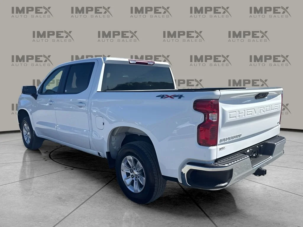 Used 2026 White Chevrolet LT image 3