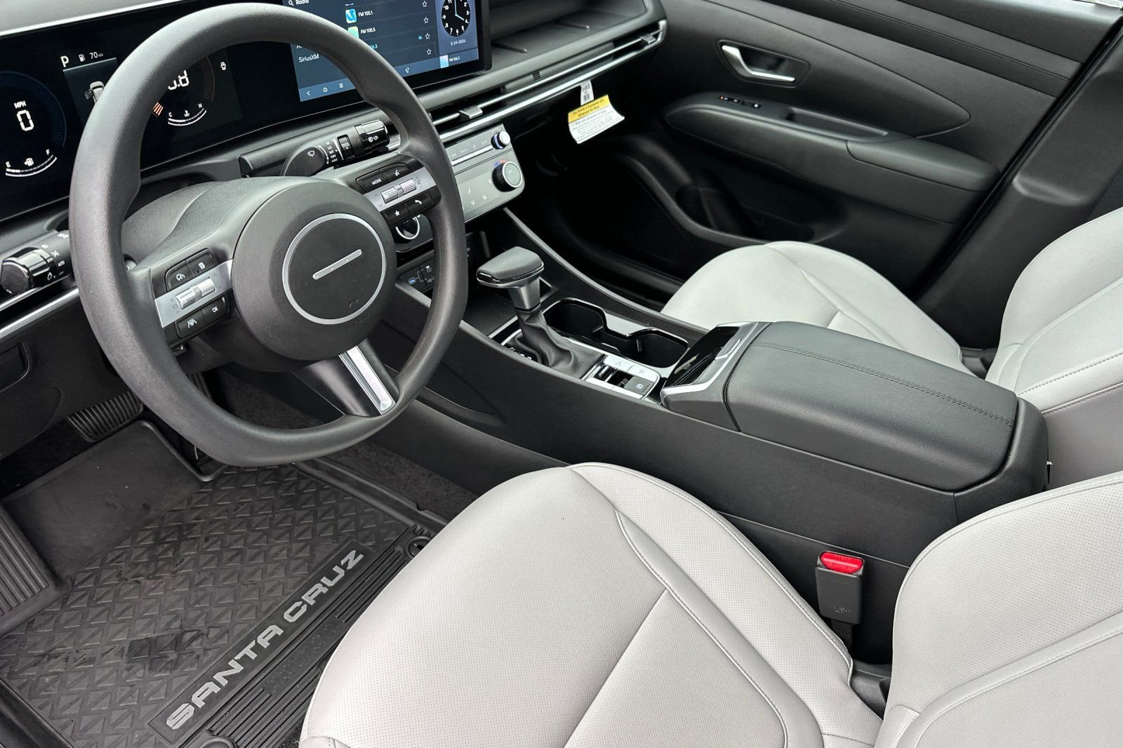 2025 Hyundai Santa Cruz SEL - Photo 9