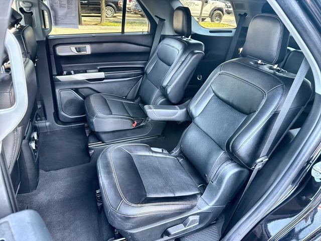 Used 2023 Black Ford Limited image 22