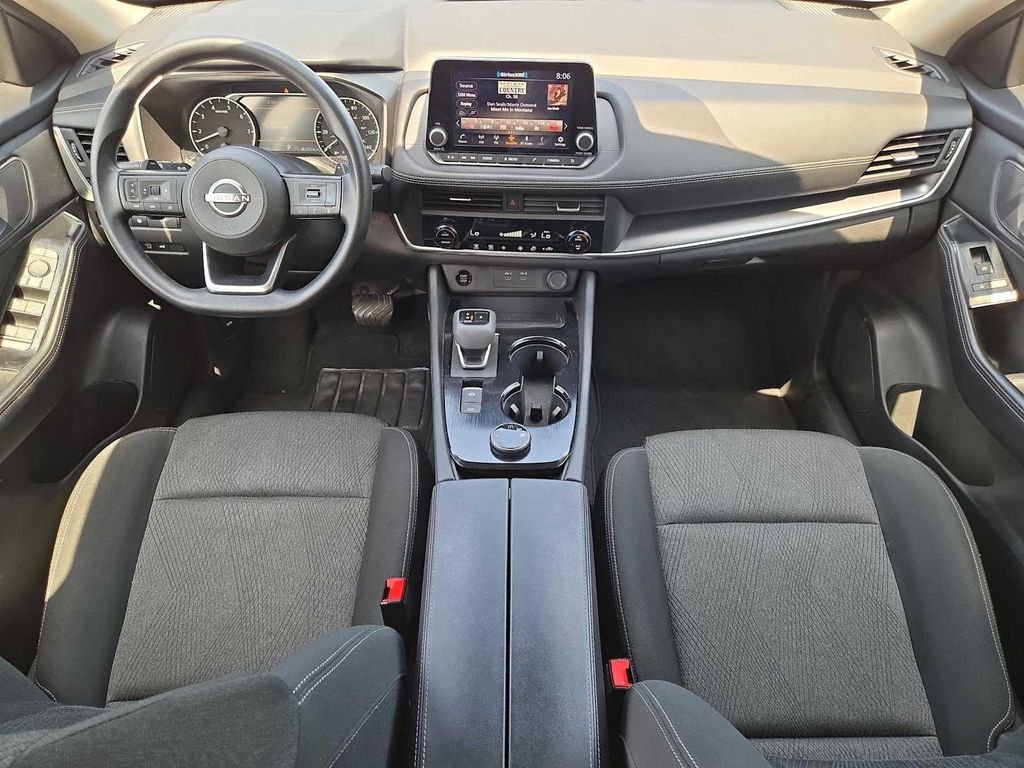 Used 2024 Silver Nissan SV image 15